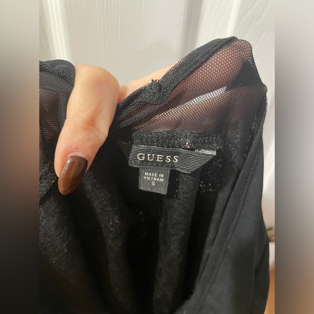 GUESS Mesh Top Size Small - Picture 2 of 7